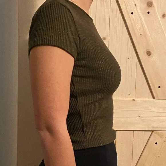 Women's Ribbed Short-Sleeve Crop Top in Olive Brown - Picture 4 of 4